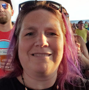 Meet your Posher, Chrystal